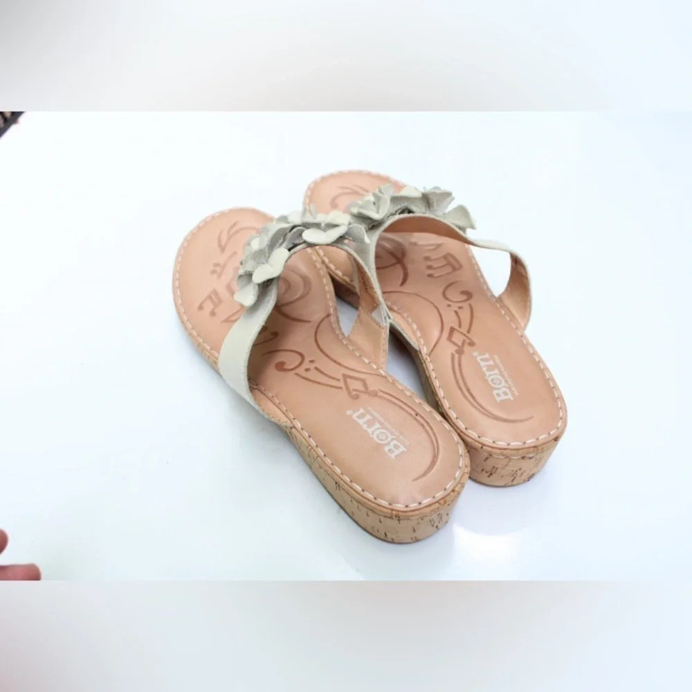 Born Women's Beige Floral Toe-Post Sandals - Picture 4 of 11